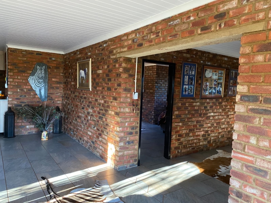 5 Bedroom Property for Sale in Koster North West